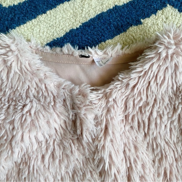 ❄️ CONTEMPORARY BLUSH FAUX FUR TEDDY JACKET! - Picture 9 of 14